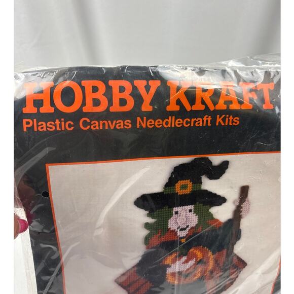 Hobby Kraft Halloween “Best Witches” Plastic Canvas Needlecraft Kit Sealed 1990s - Picture 3 of 6